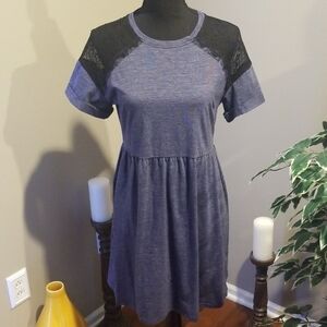 NWOT Topshop dress with lace shoulders size 8